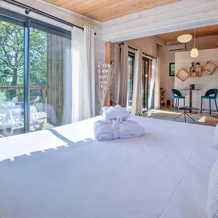 펜션 Jacuzzi, Nature Et Serenite